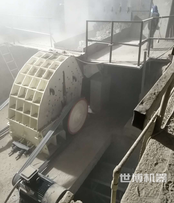 固定式重锤破工作现场 固定式重锤破工作现场